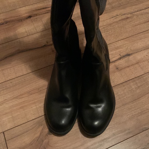 Black and grey tall vegan boots - Picture 6 of 14